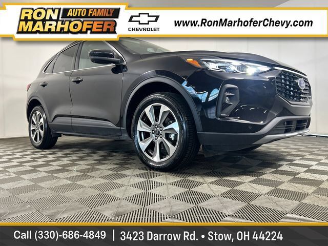 2024 FORD Escape
