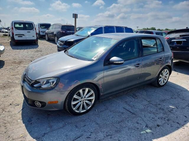 2012 VOLKSWAGEN Golf
