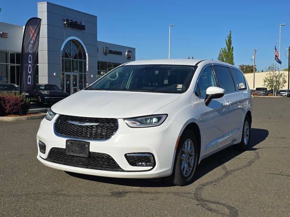 2023 CHRYSLER Pacifica