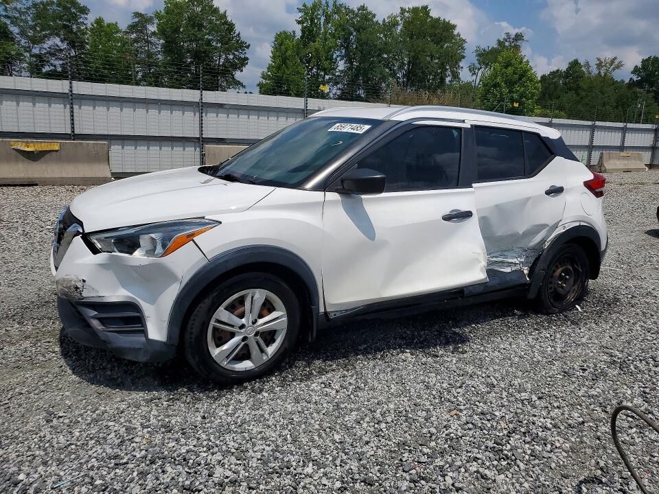2019 NISSAN Kicks