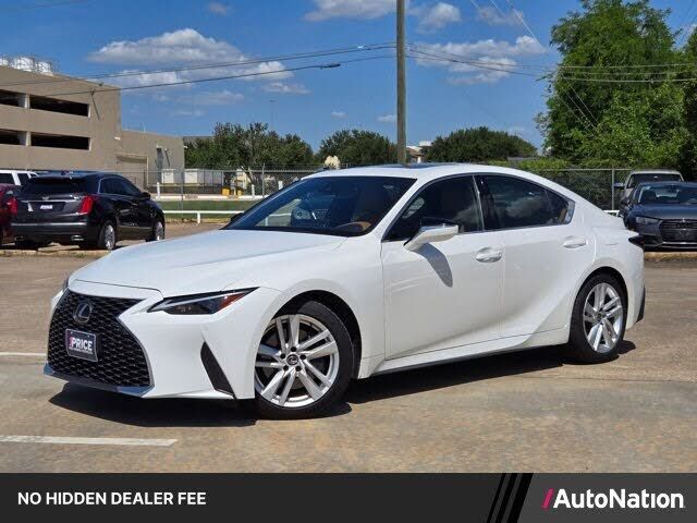 2023 LEXUS IS