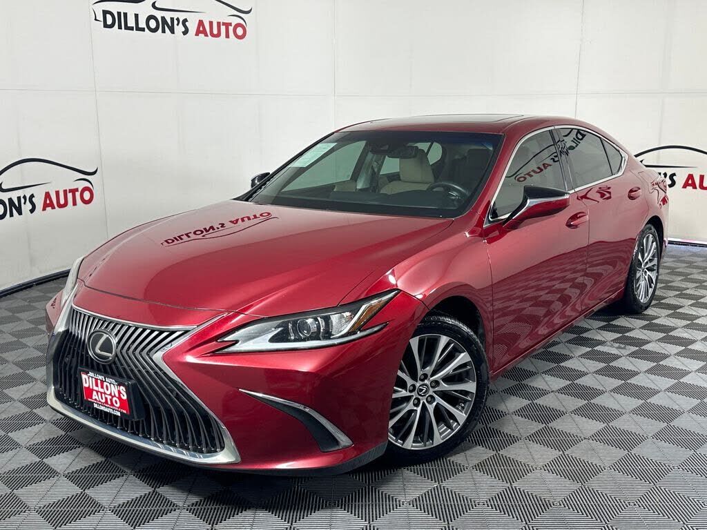 2019 LEXUS ES