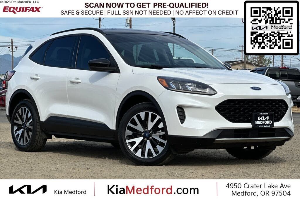2020 FORD Escape