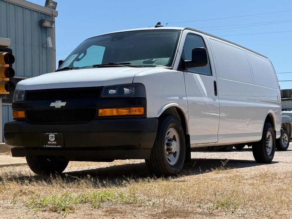 2019 CHEVROLET Express