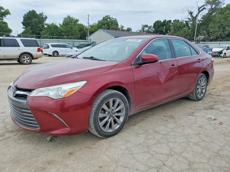 2017 TOYOTA Camry