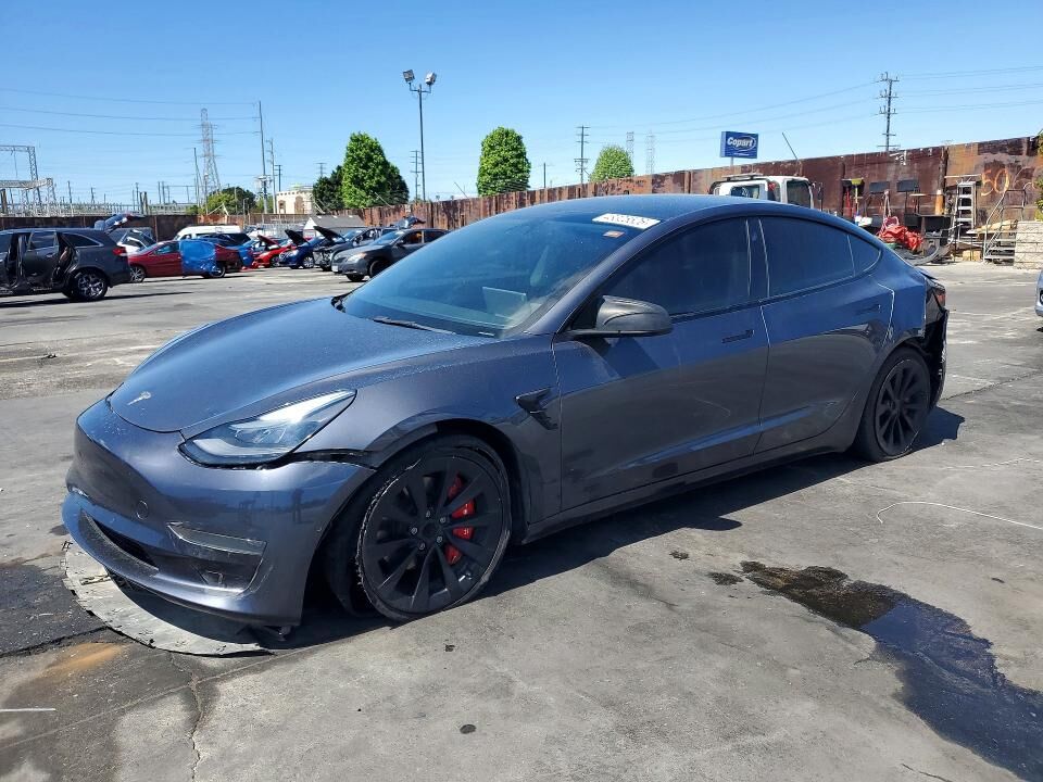 2022 TESLA Model 3