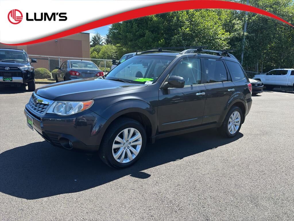 2013 SUBARU Forester