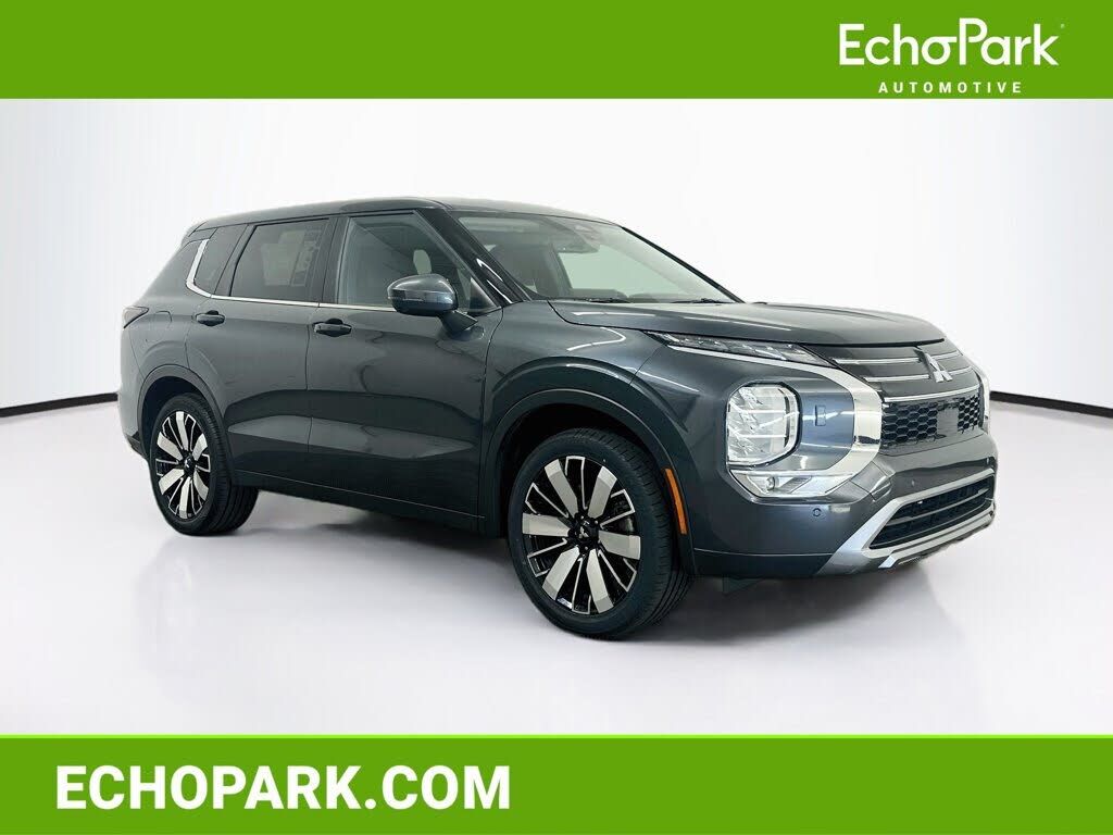 2025 MITSUBISHI Outlander