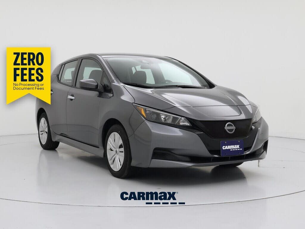2025 NISSAN Leaf