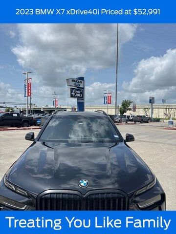 2023 BMW X7