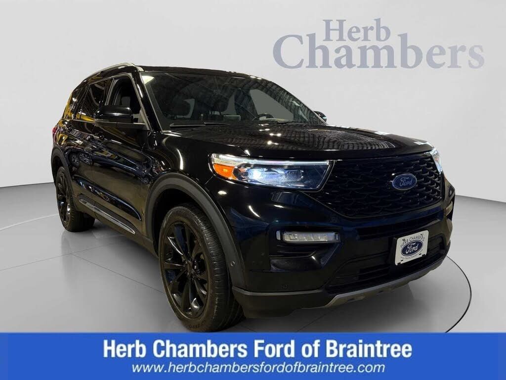 2022 FORD Explorer