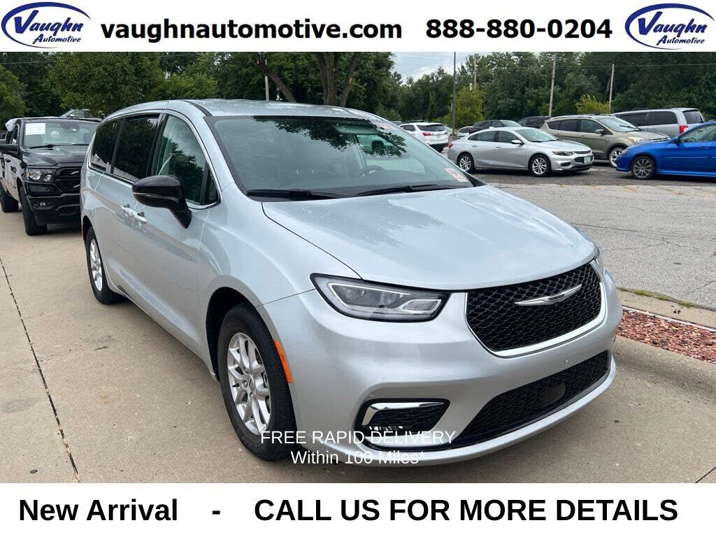 2024 CHRYSLER Pacifica
