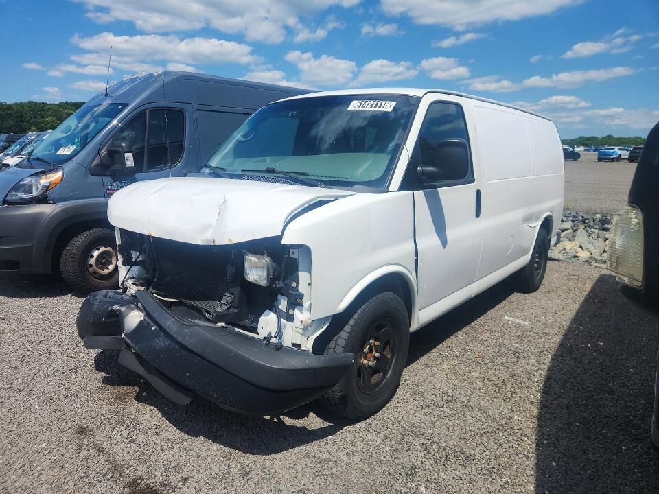 2013 CHEVROLET Express