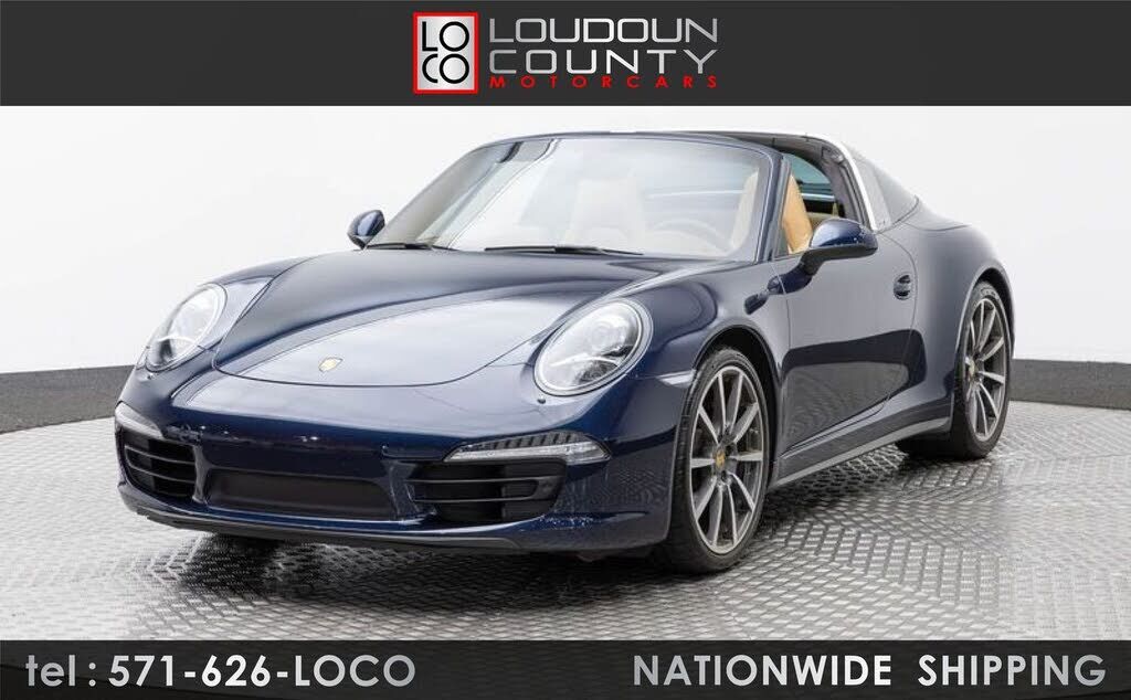 2015 PORSCHE 911