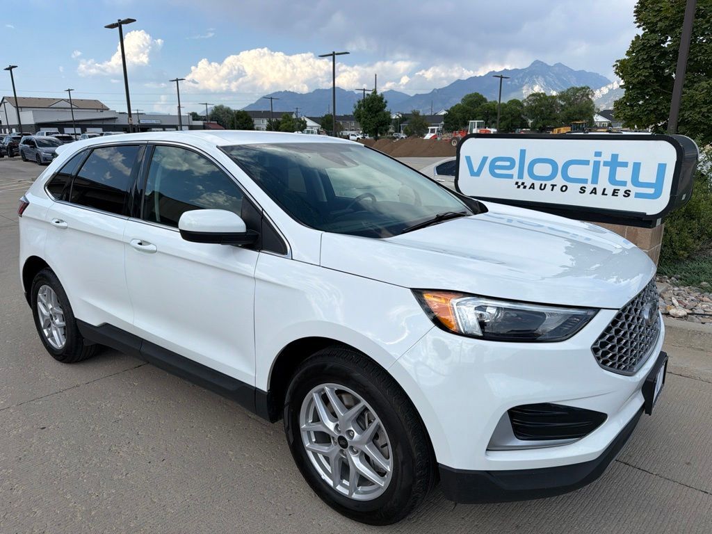 2024 FORD Edge
