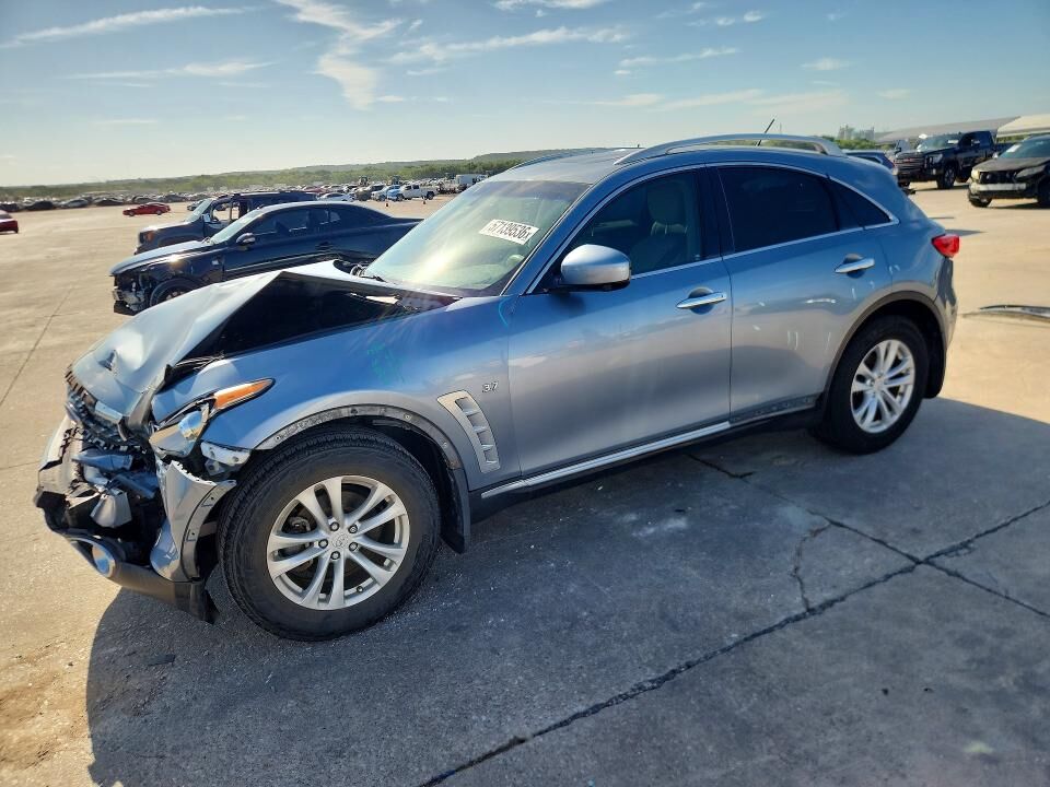 2017 INFINITI QX70
