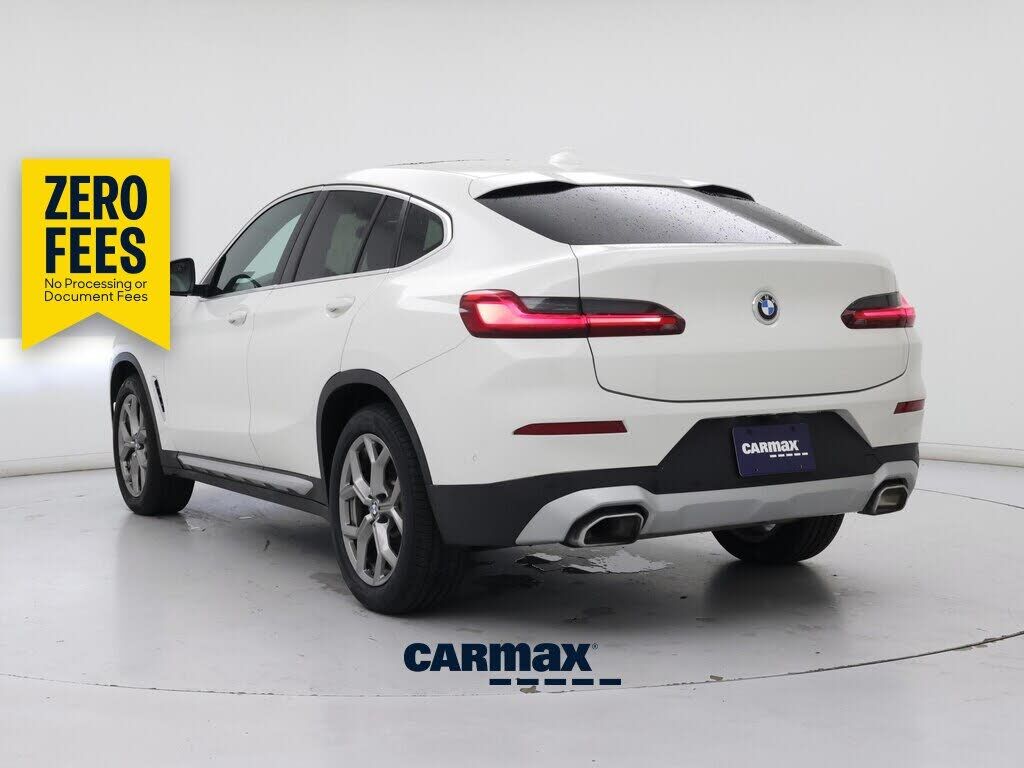 2023 BMW X4