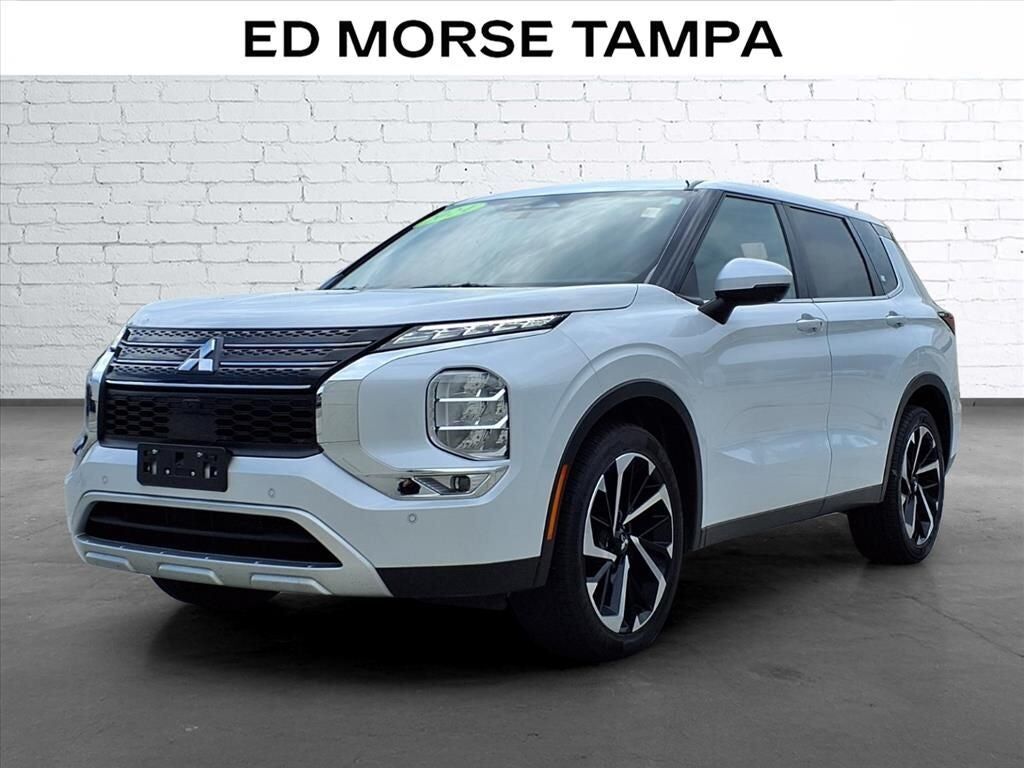 2024 MITSUBISHI Outlander