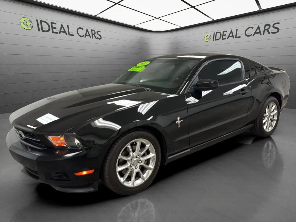 2011 FORD Mustang