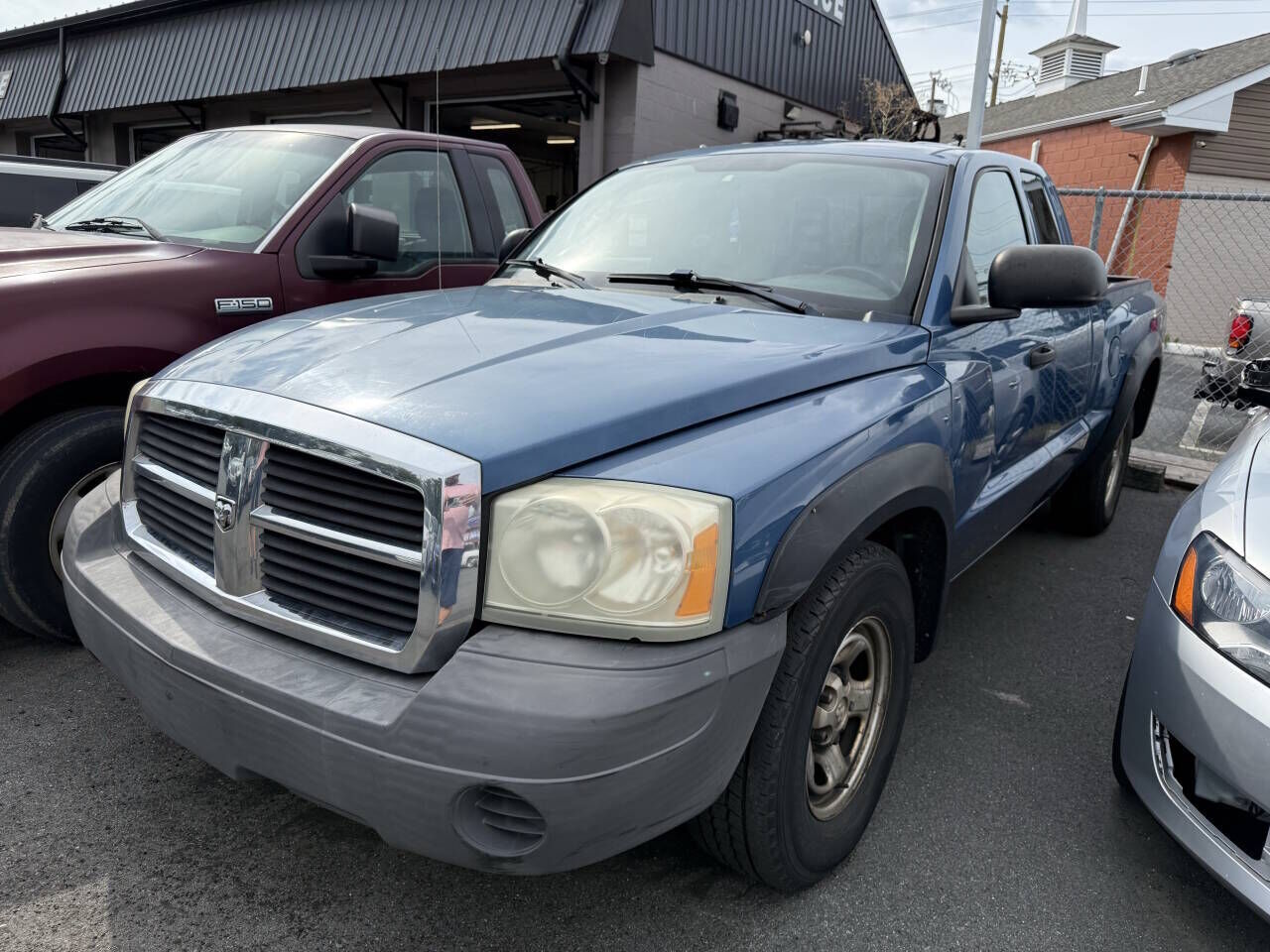 2005 DODGE Dakota