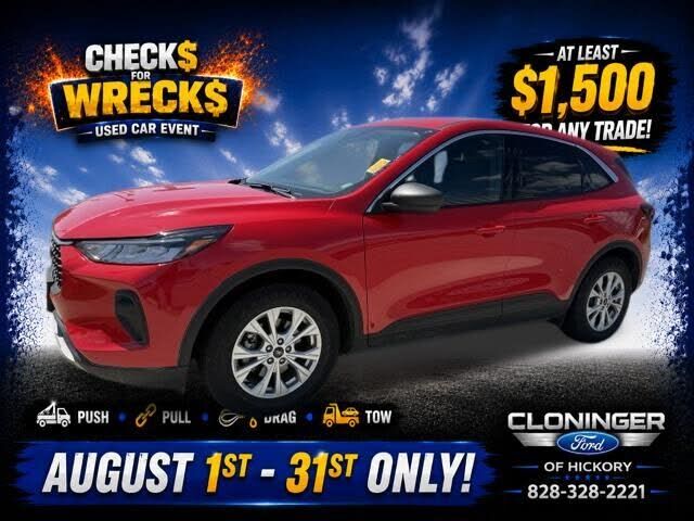 2024 FORD Escape