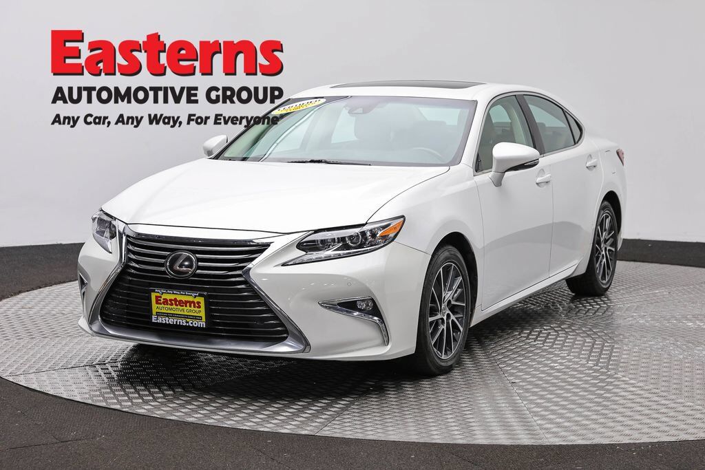 2017 LEXUS ES