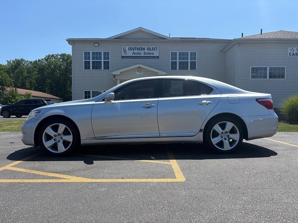 2010 LEXUS LS