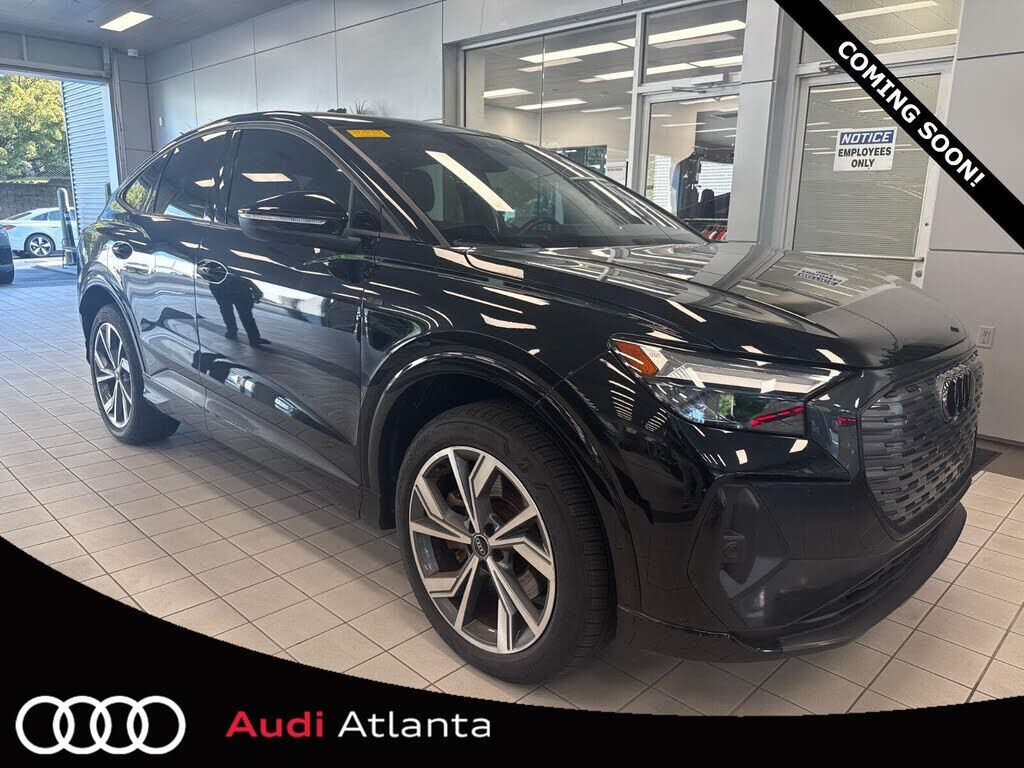 2023 AUDI Q4