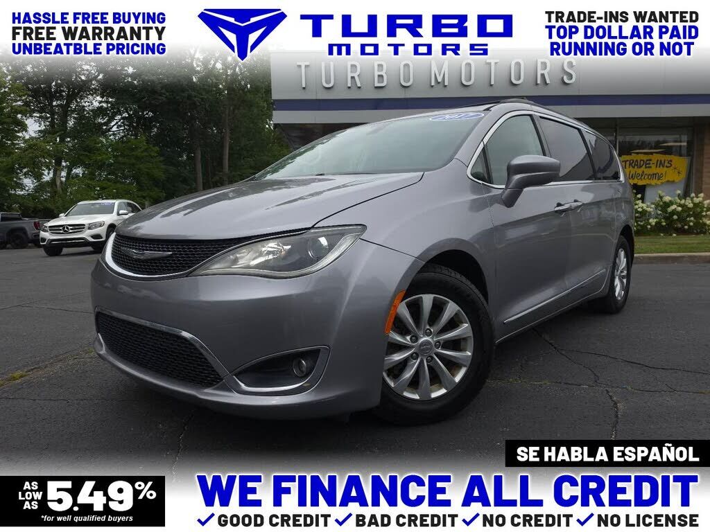 2017 CHRYSLER Pacifica