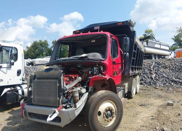 2021 FREIGHTLINER M2