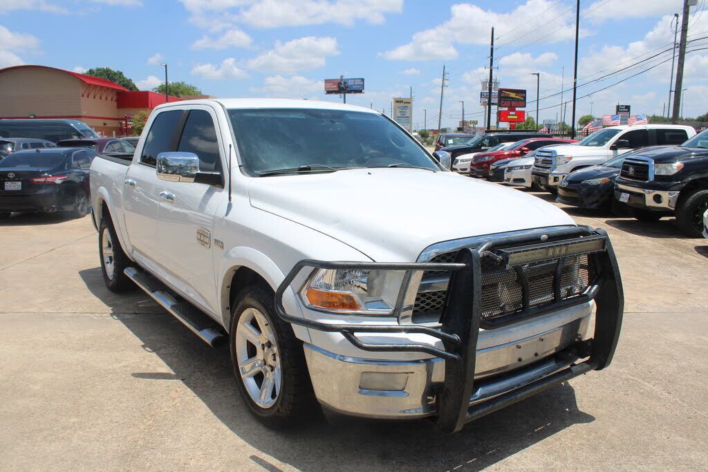 2012 DODGE Ram
