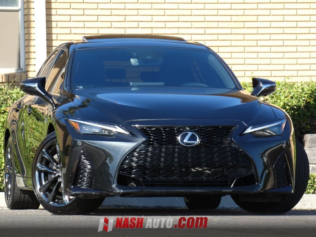 2024 LEXUS IS