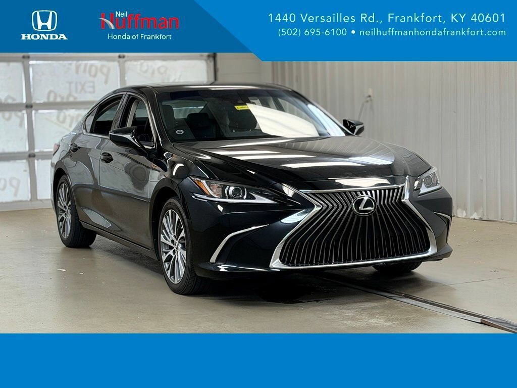 2019 LEXUS ES