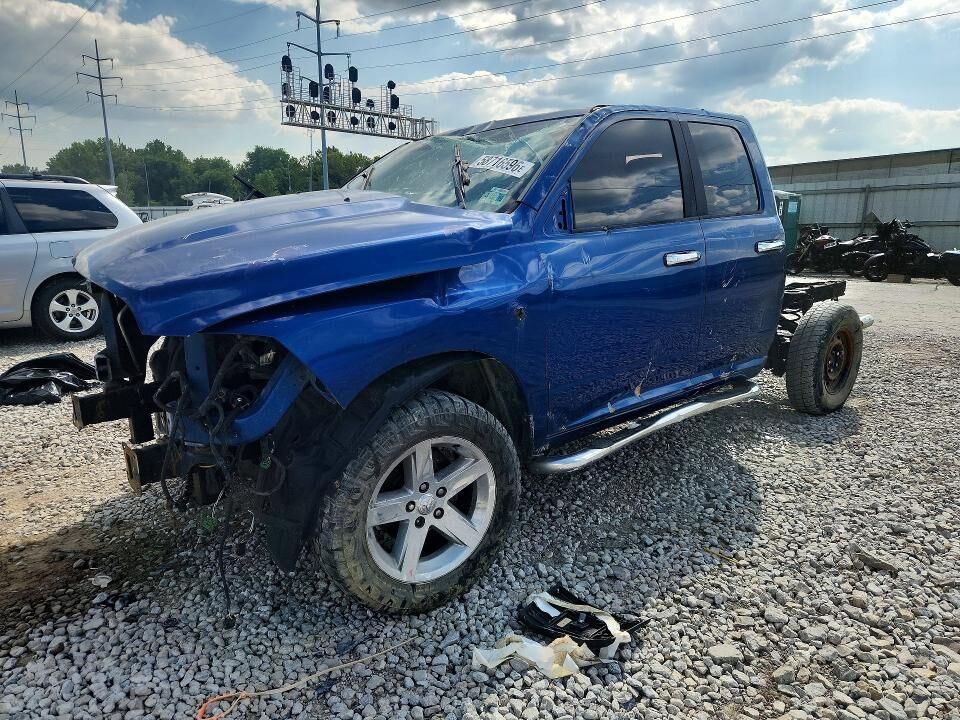 2011 DODGE Ram