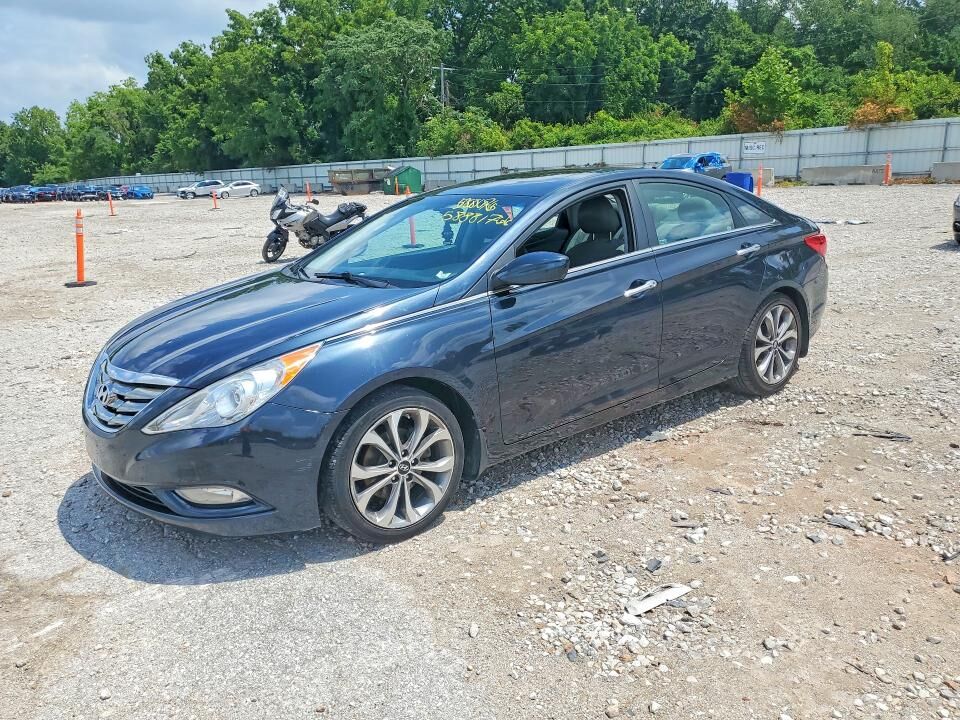 2013 HYUNDAI Sonata