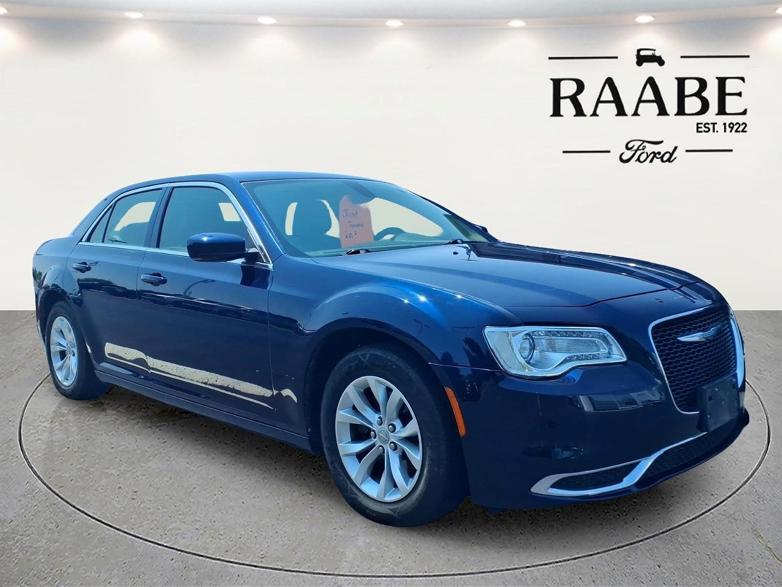 2016 CHRYSLER 300