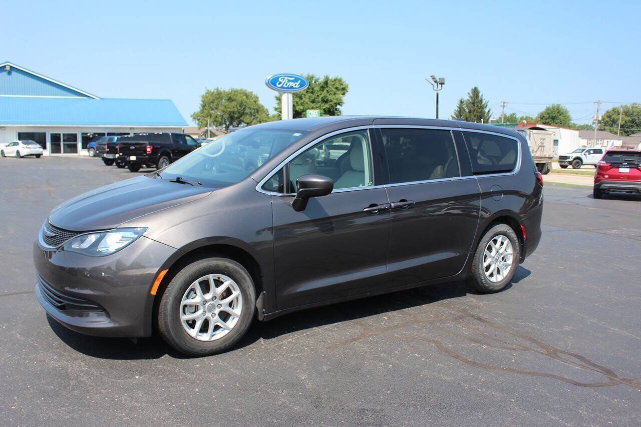 2017 CHRYSLER Pacifica