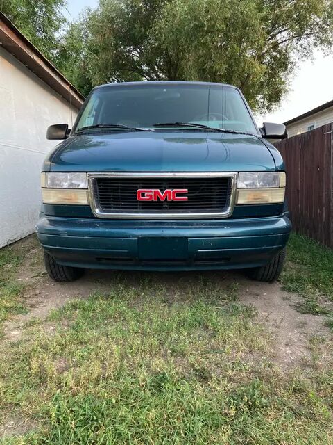 GMC Safari