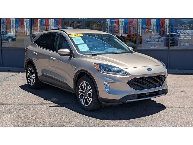 2020 FORD Escape