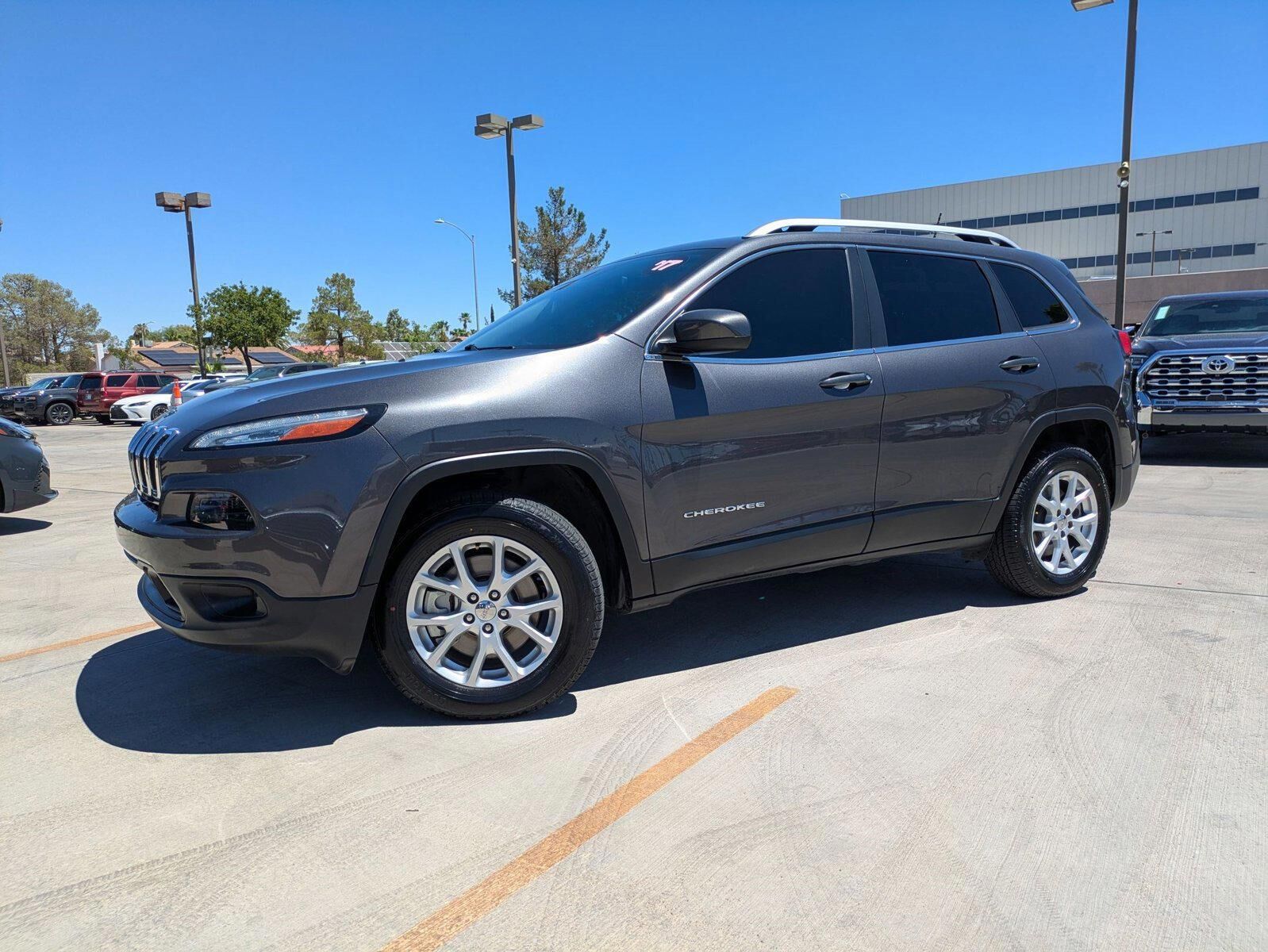 2017 JEEP Cherokee