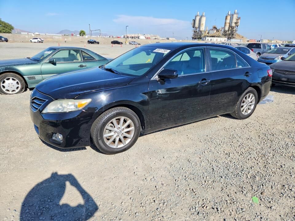 2010 TOYOTA Camry