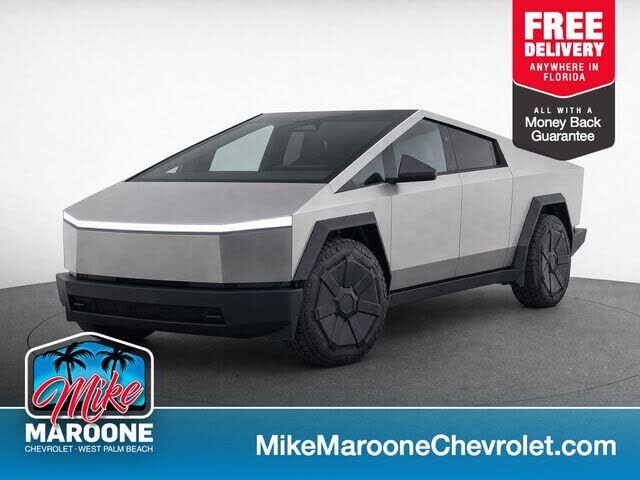 2024 TESLA Cybertruck
