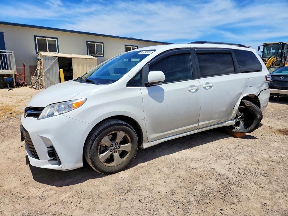 2020 TOYOTA Sienna
