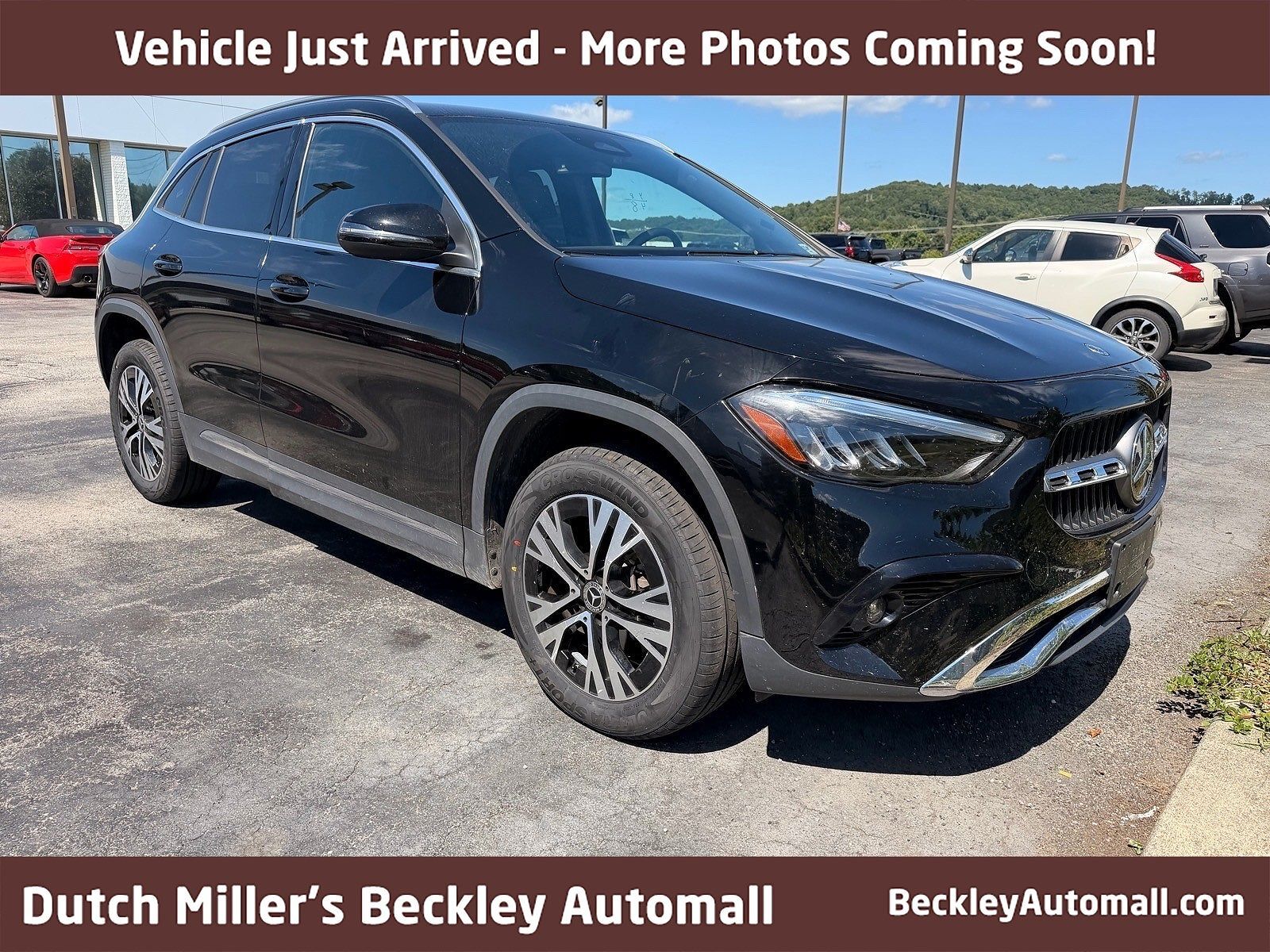 2025 MERCEDES-BENZ GLA-Class