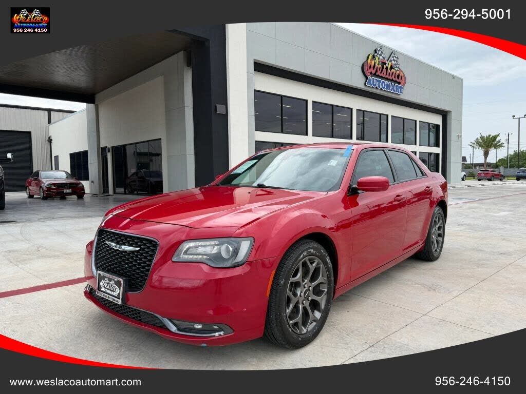 2017 CHRYSLER 300