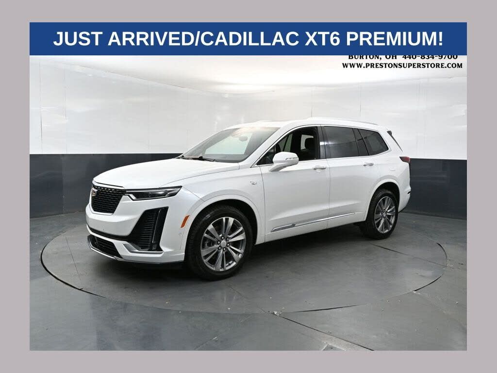 2022 CADILLAC XT6