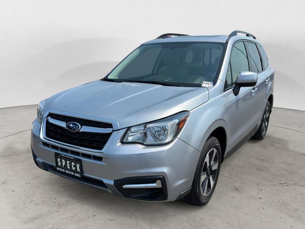 2017 SUBARU Forester