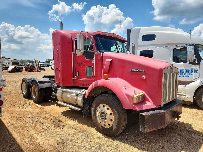 2007 KENWORTH T8 Series