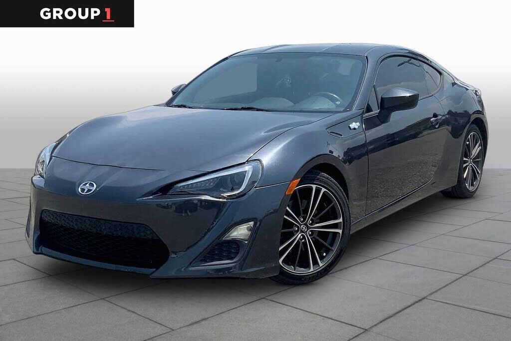 2013 TOYOTA Scion
