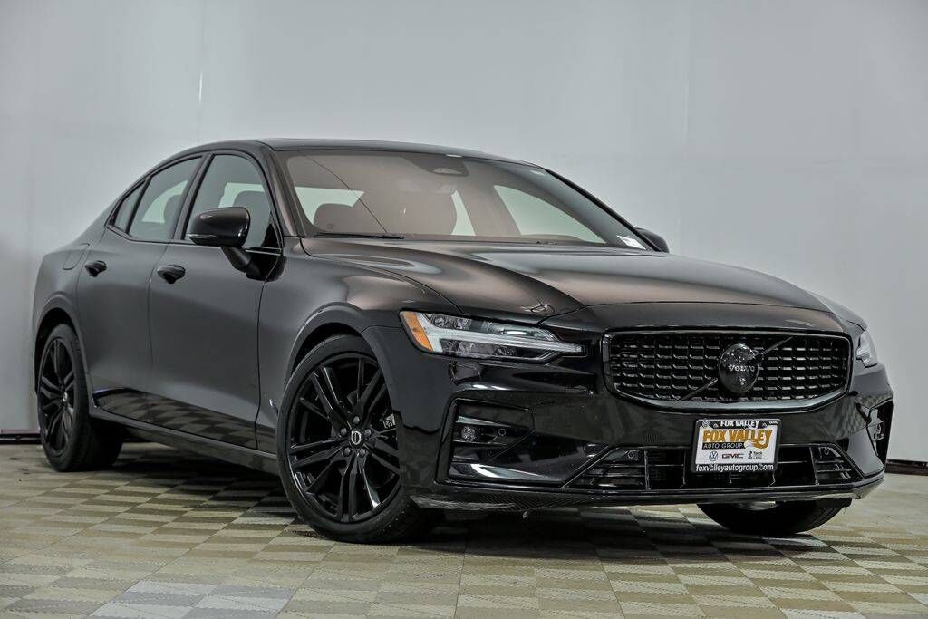 2023 VOLVO S60